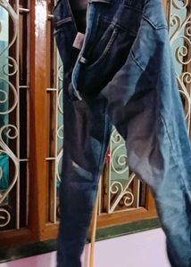 7 Trousers In rs 20