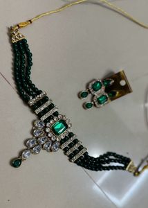 Emerald Green Necklace & Earring Set