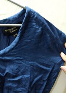 Women&#39;s Navy Blue Top