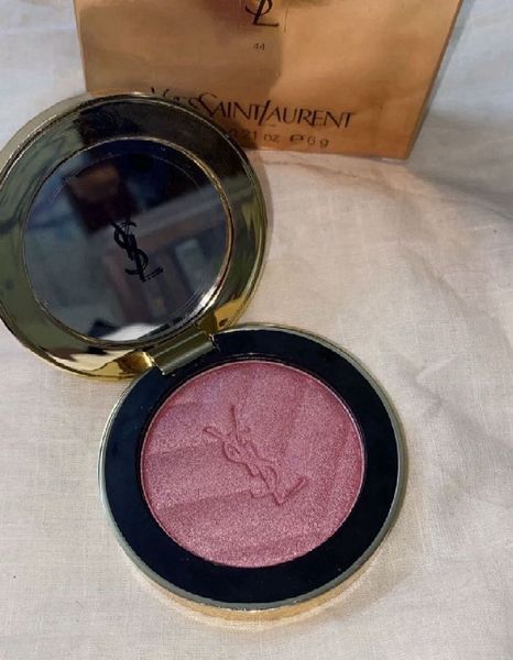 YSL Make Me Blush 44 パウダーチーク 6g Amazon | 【国内正規品】Yves Saint Laurent イヴサンローラン メイク