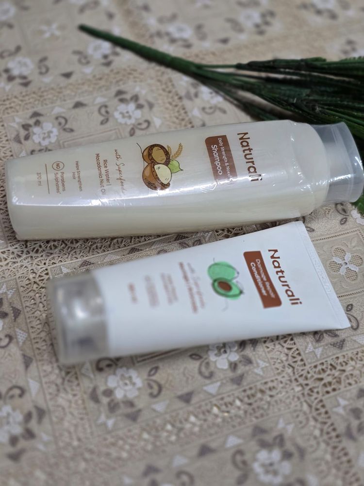 Naturali Shampoo &amp; Conditioner Set