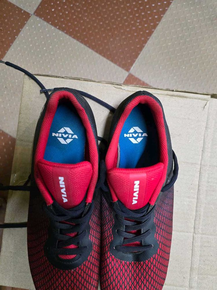 Nivia Sports Shoes