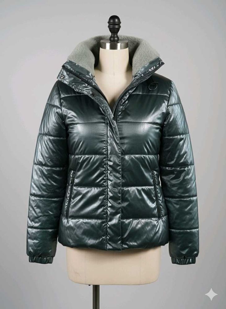Price Drop 🚨 Stylish dark Greenish Puffer Jacket