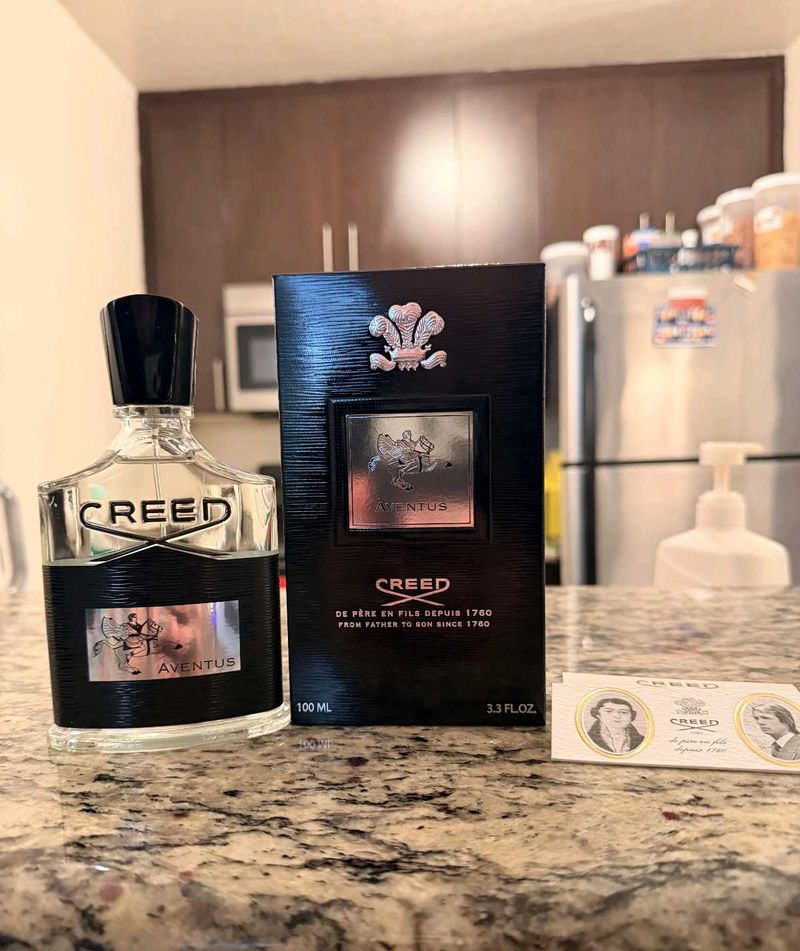 Creed Aventus Perfume