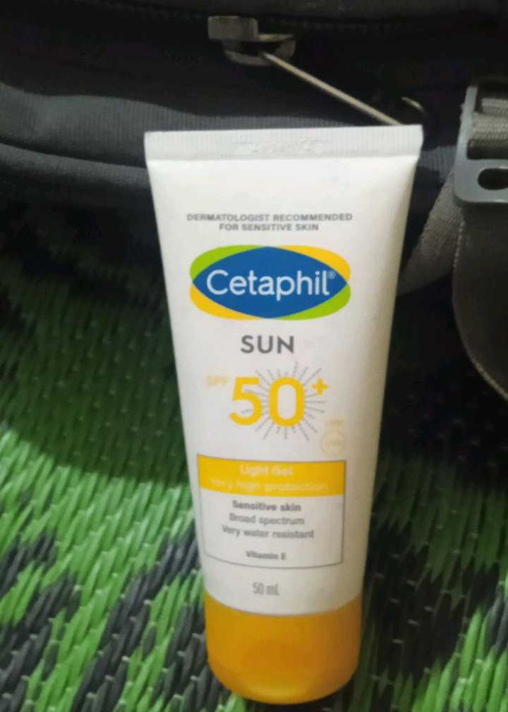 Cetaphil Sunscreen SPF 50
