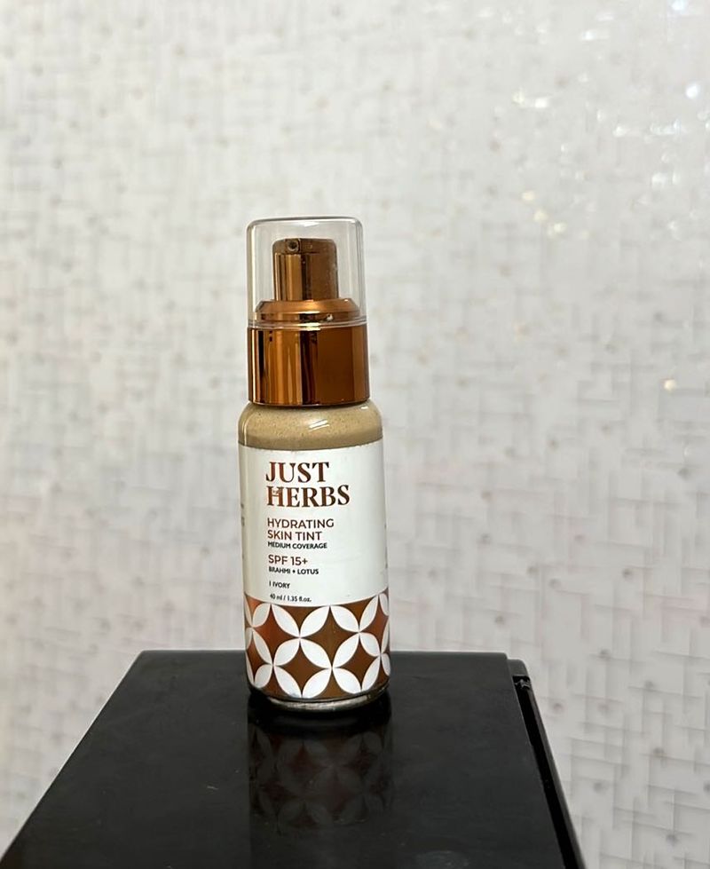 Just Herbs Hydrating Skin Tint