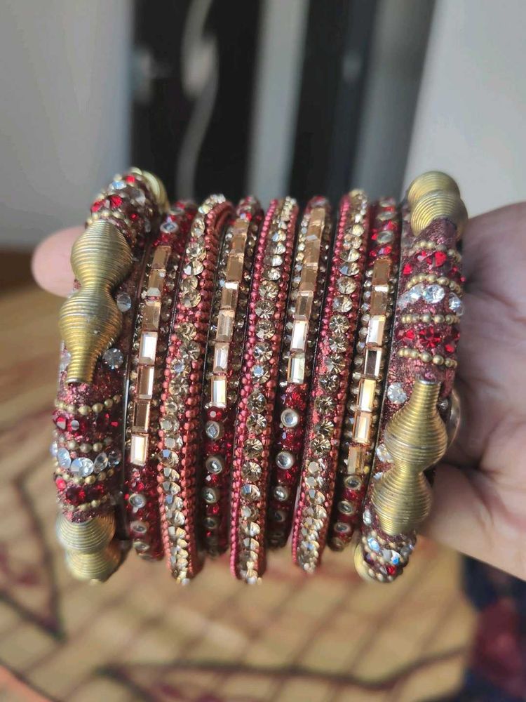 Red &amp; Gold Bangle Set