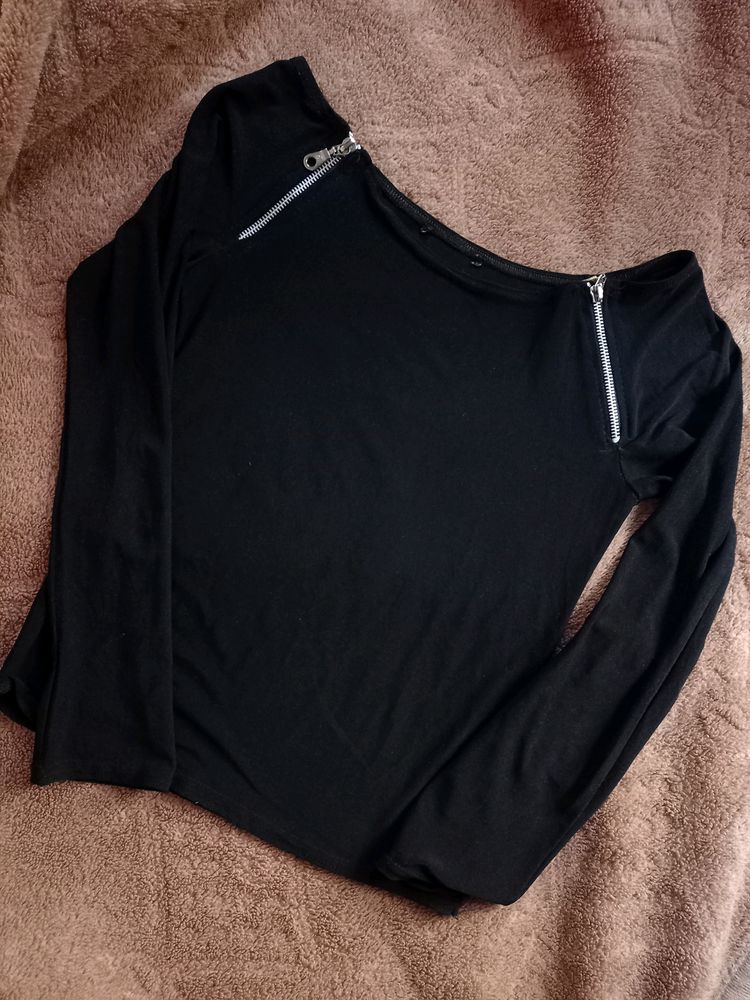 Classy Top With Zip Design