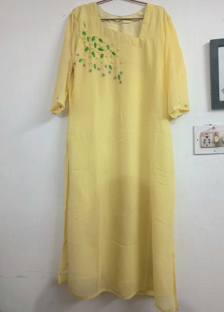 Embroidery Design Yellow Kurta💛
