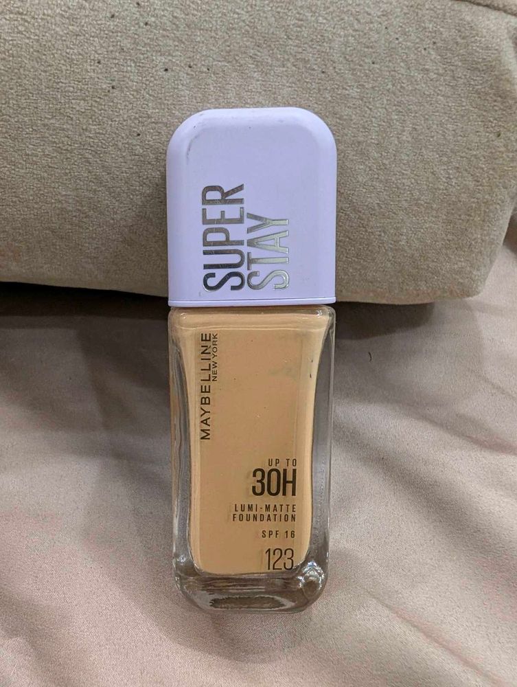 Maybelline New York Super Stay Foundation