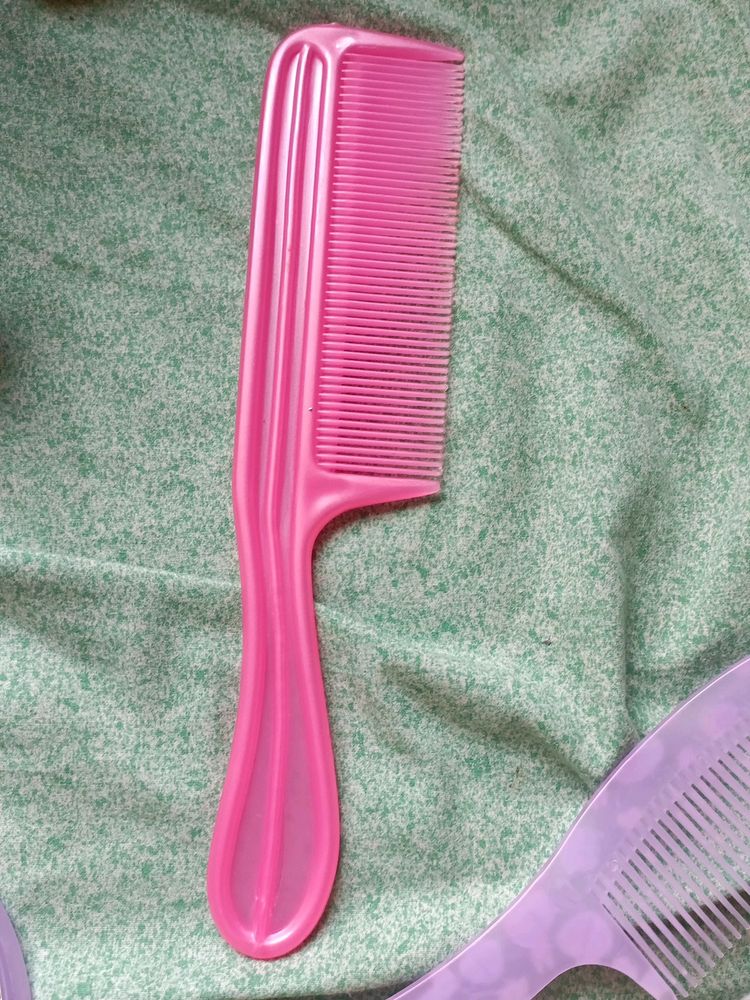 Combo Of Three Comb , One Round Com