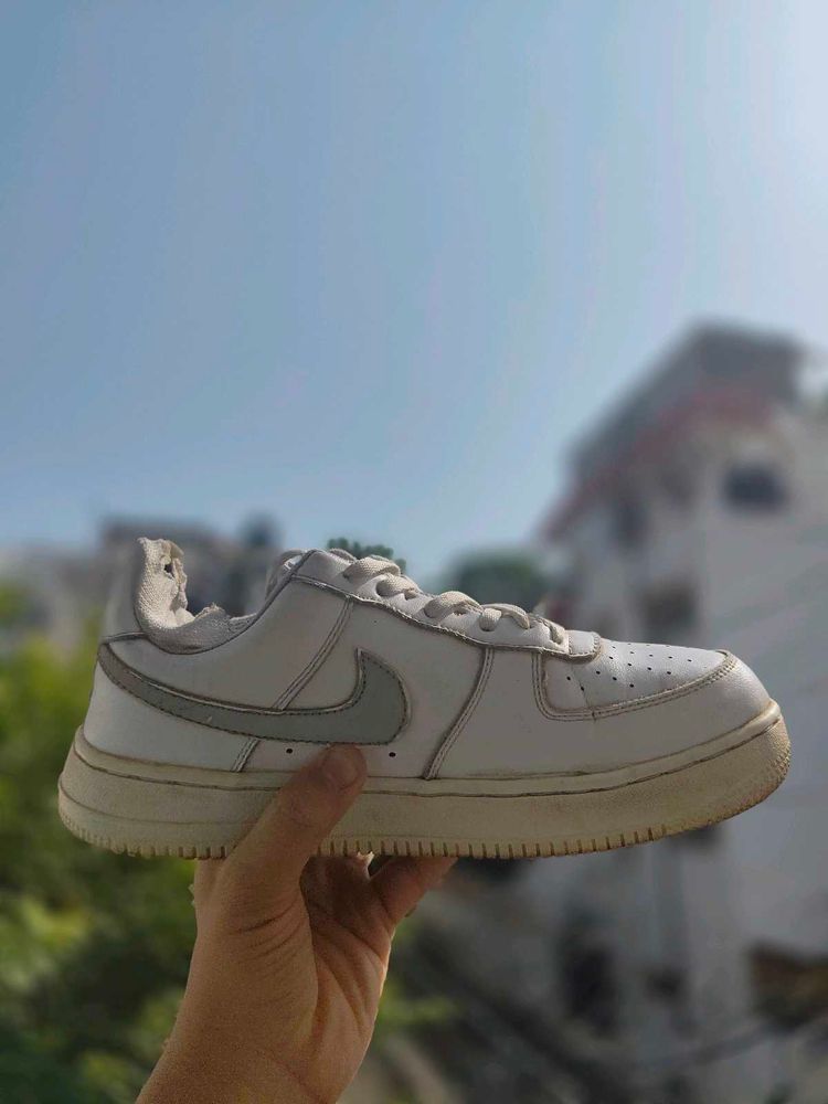 Nike Air Force Sneakers