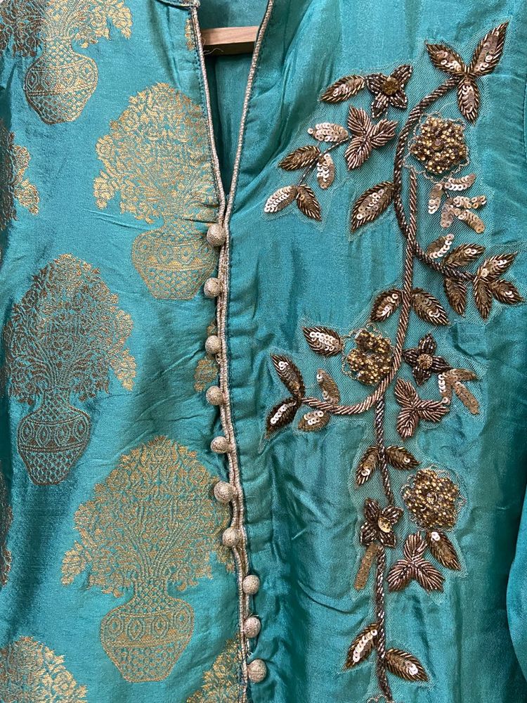 Embroidered Pakistani Suit