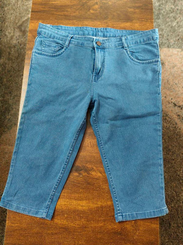 Denim 3/4 Jean