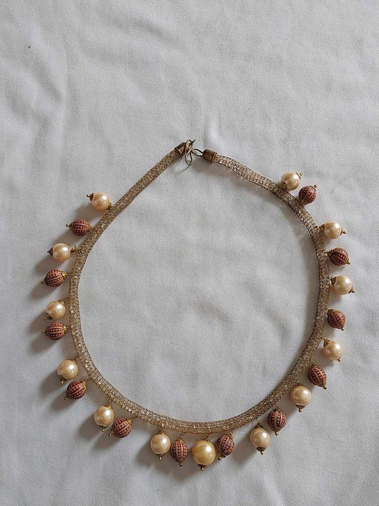 Pearl Beaded Necklace