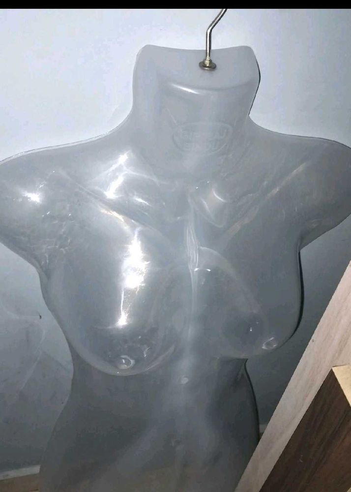 Womens Hanging Mannequin