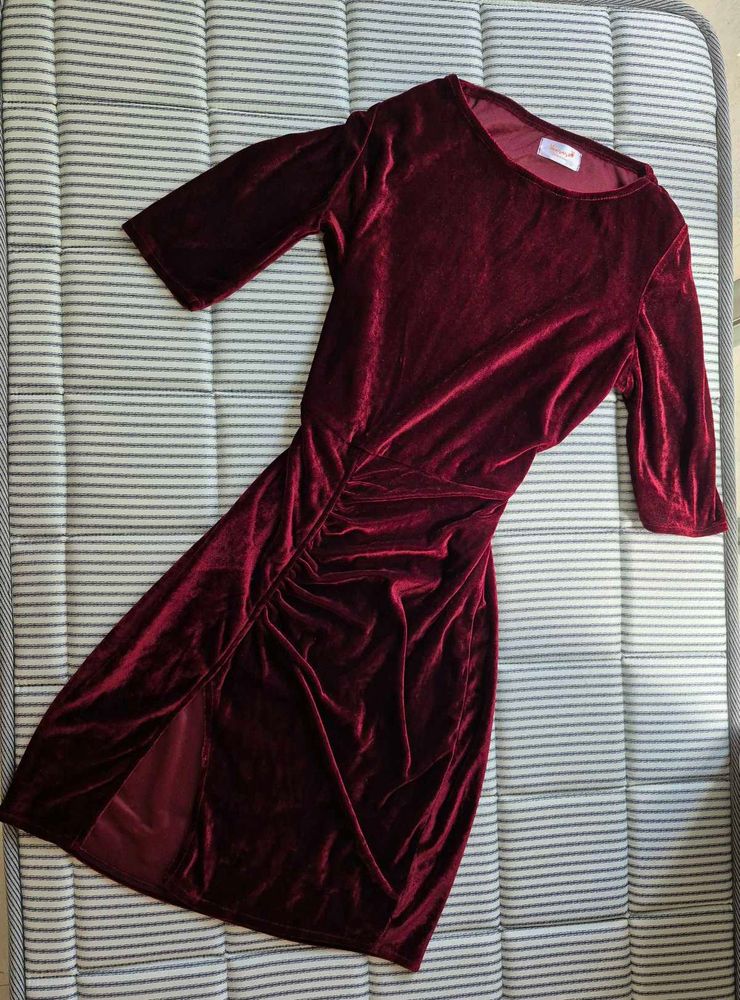 Burgundy Velvet Bodycon Dress