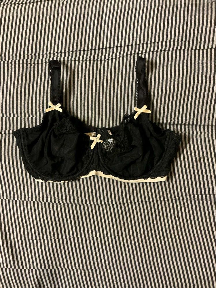 Black Bra with Bow Details