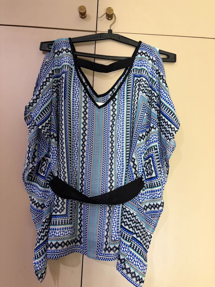 Stylish Blue Patterned Top