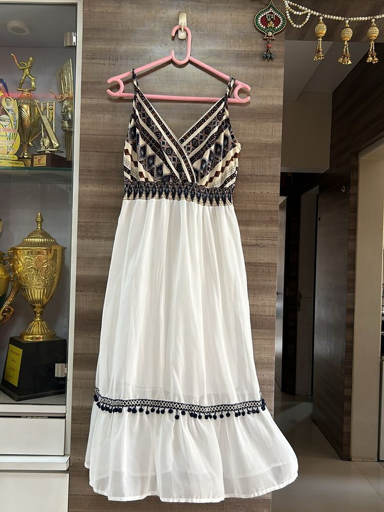 Urbanic White Beach Wear Dress