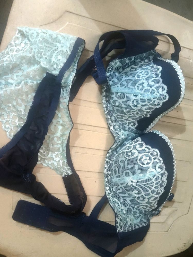 New &amp; Unused Blue Lacy Demicup Bra And Panty Set