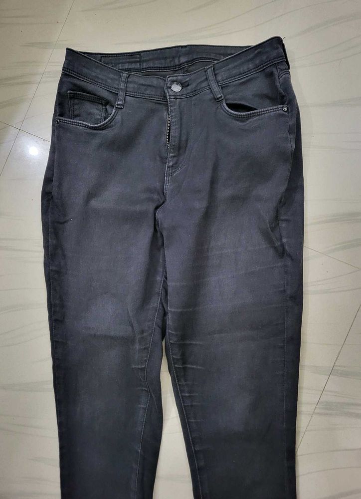 Black Jeans