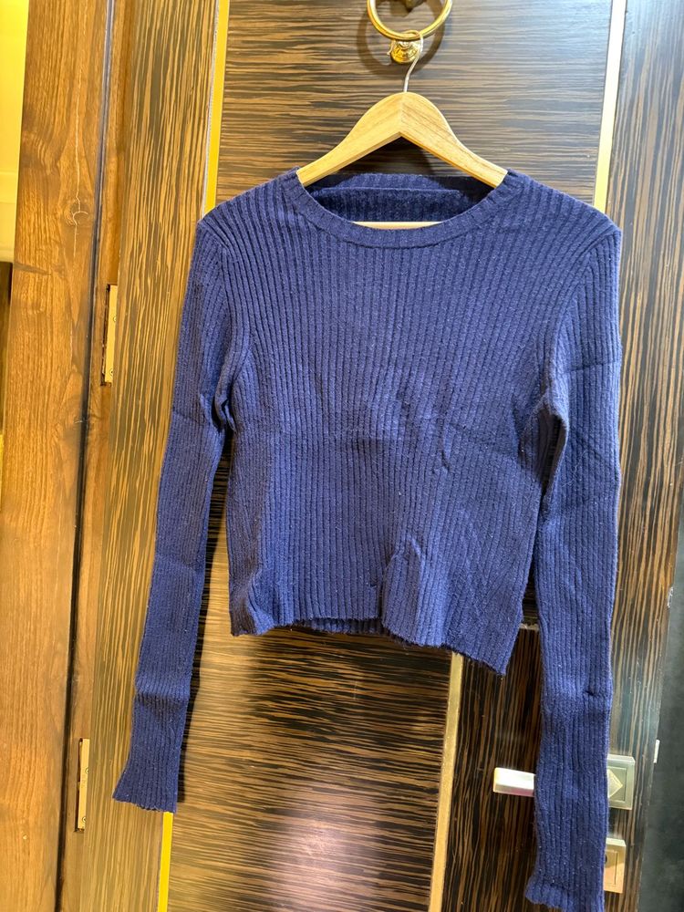 Basic Yet Stylish Sweater