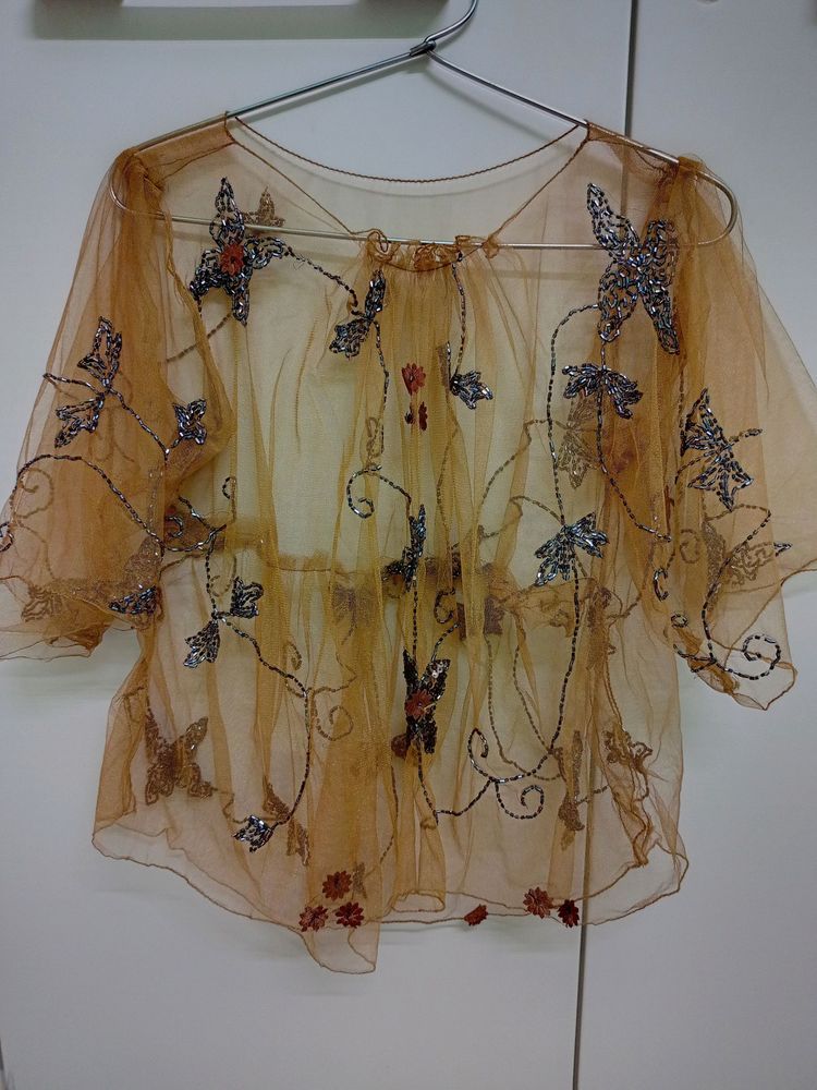 Olive net work top