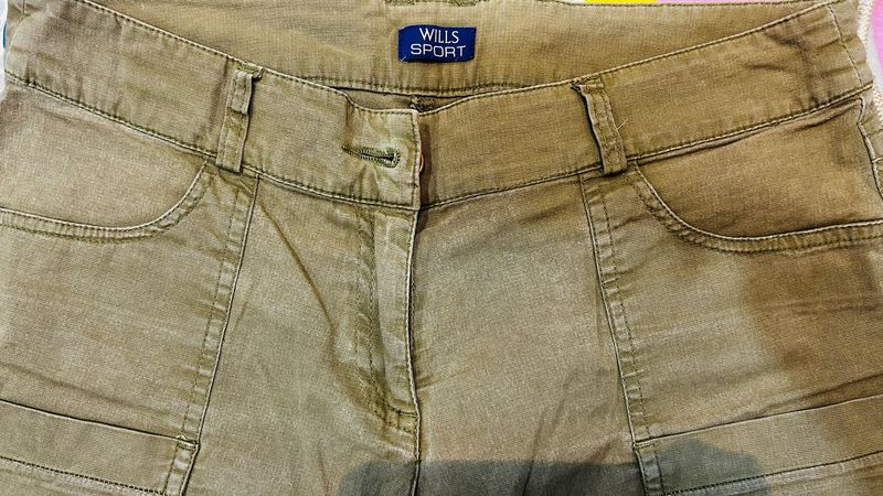 olive green WILLS SPORT Shorts