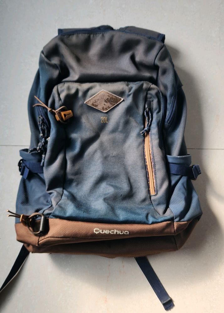 Quechua 20L Hiking Backpack NH500