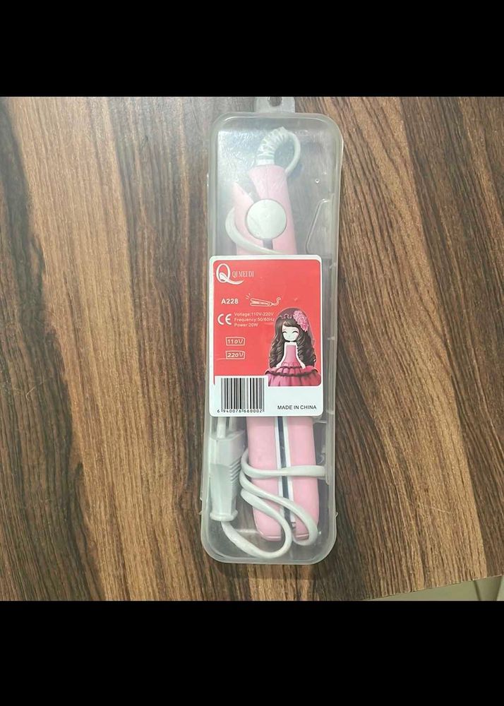 Mini Hair Straightener