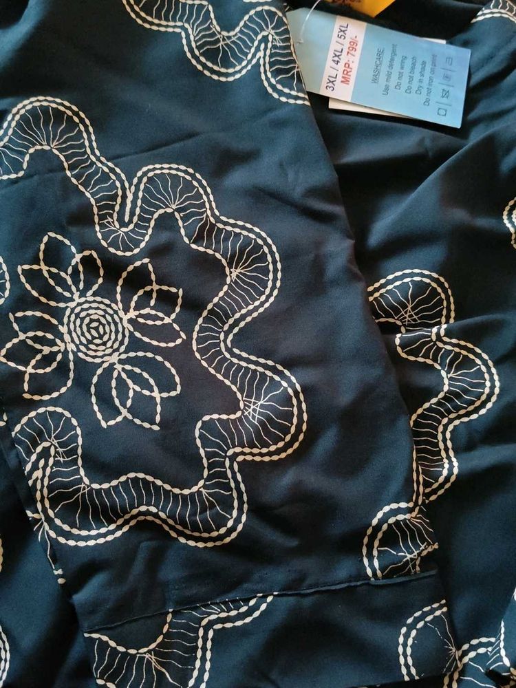 Elegant Embroidered Kurta