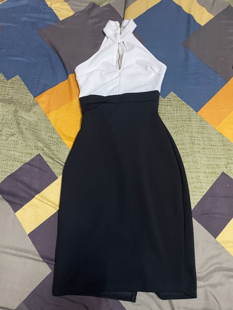 BODYCON🤍🖤