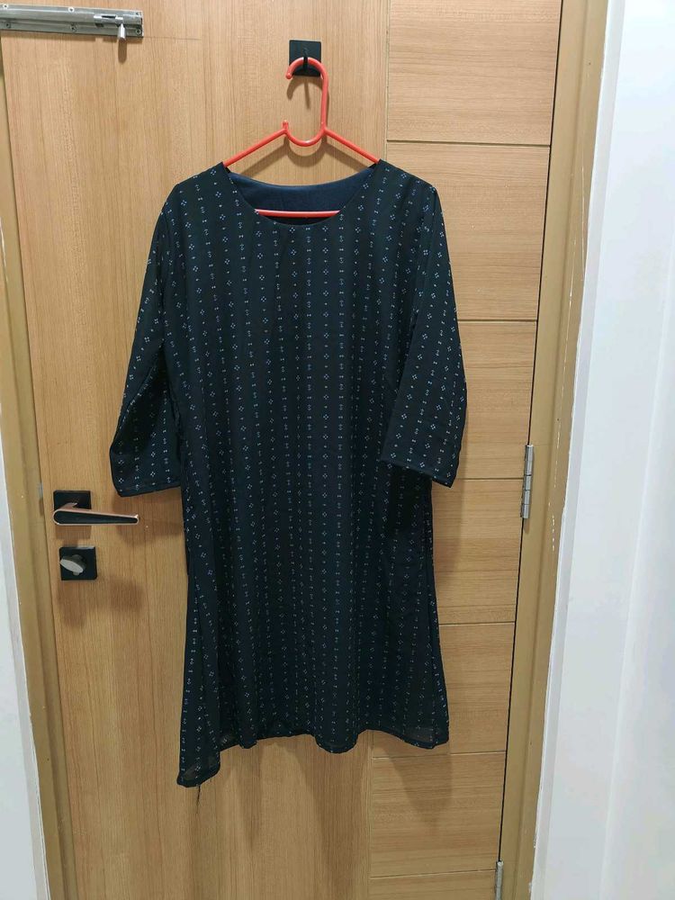 Black Dress - Knee Length