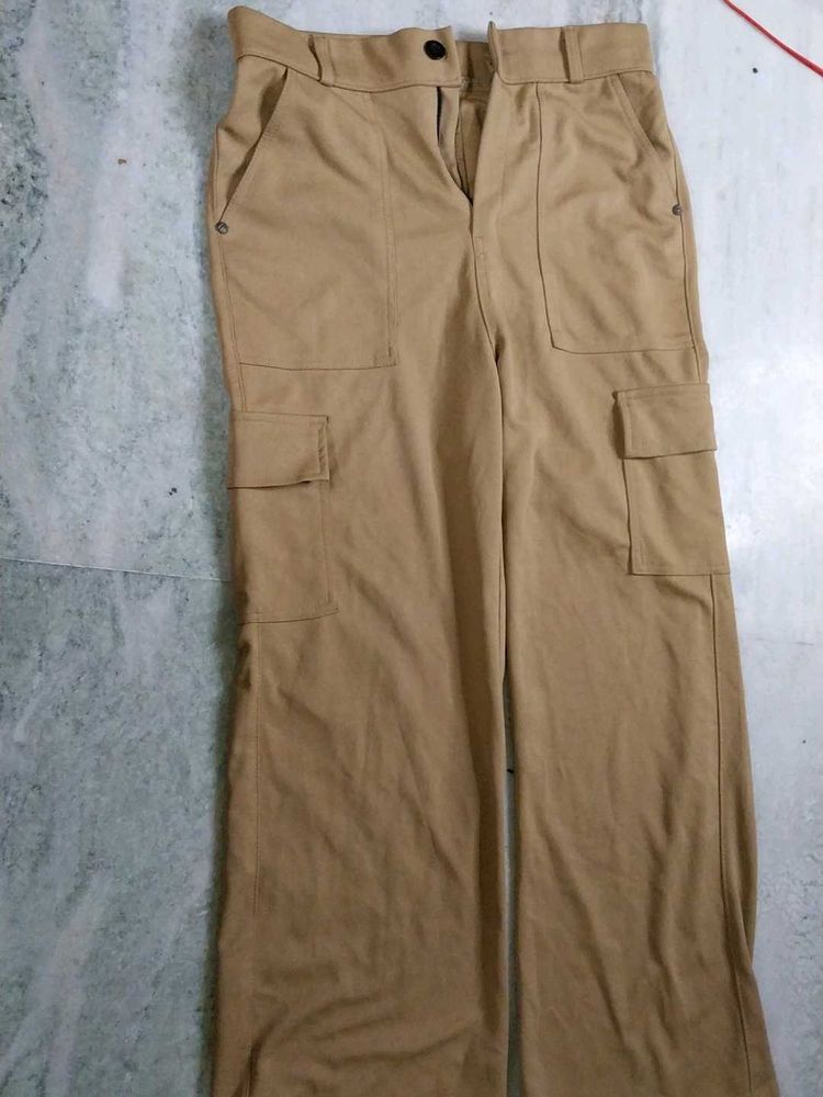 Light Brown Trendy Cargo Pant 😍😍