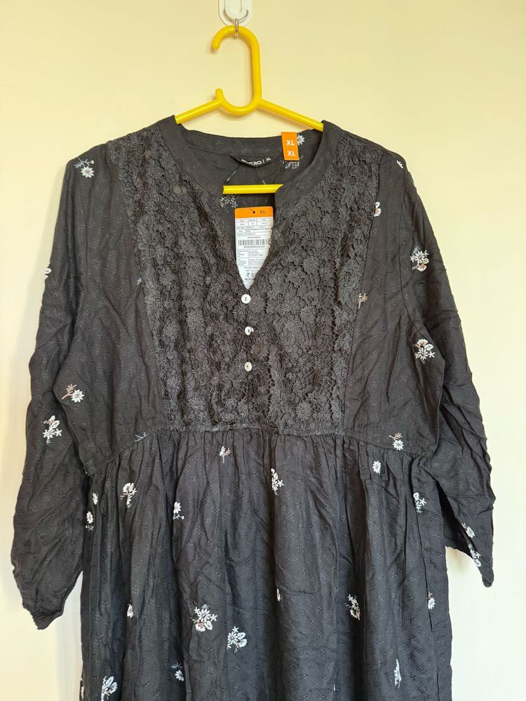 black kurti