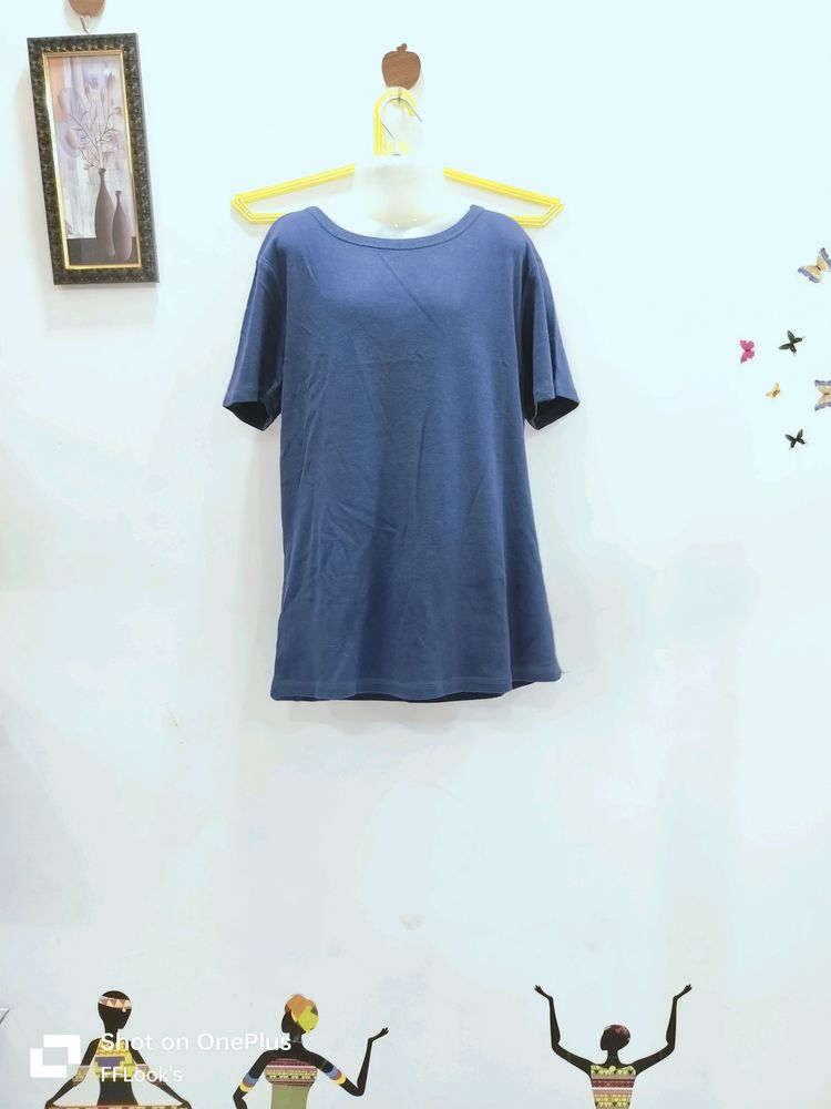 NAVY BLUE T-SHIRT