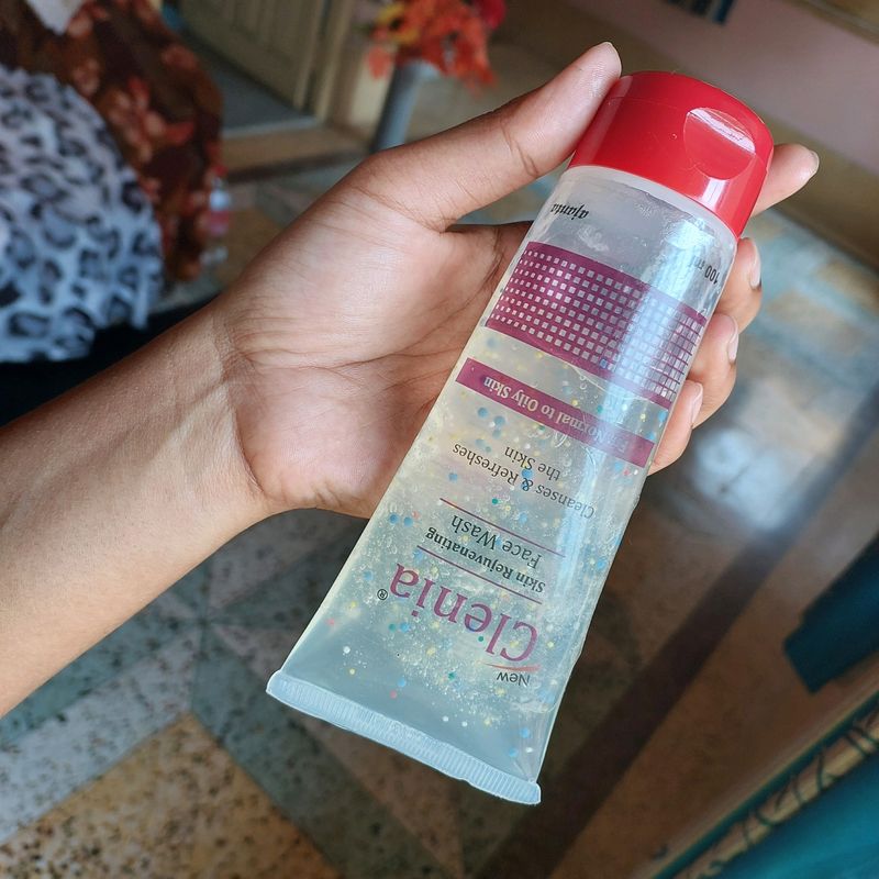 GRAB SOON ❗️CLENIA FACE WASH 100 ML