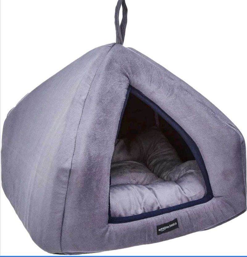 Cozy Pet Tent Bed