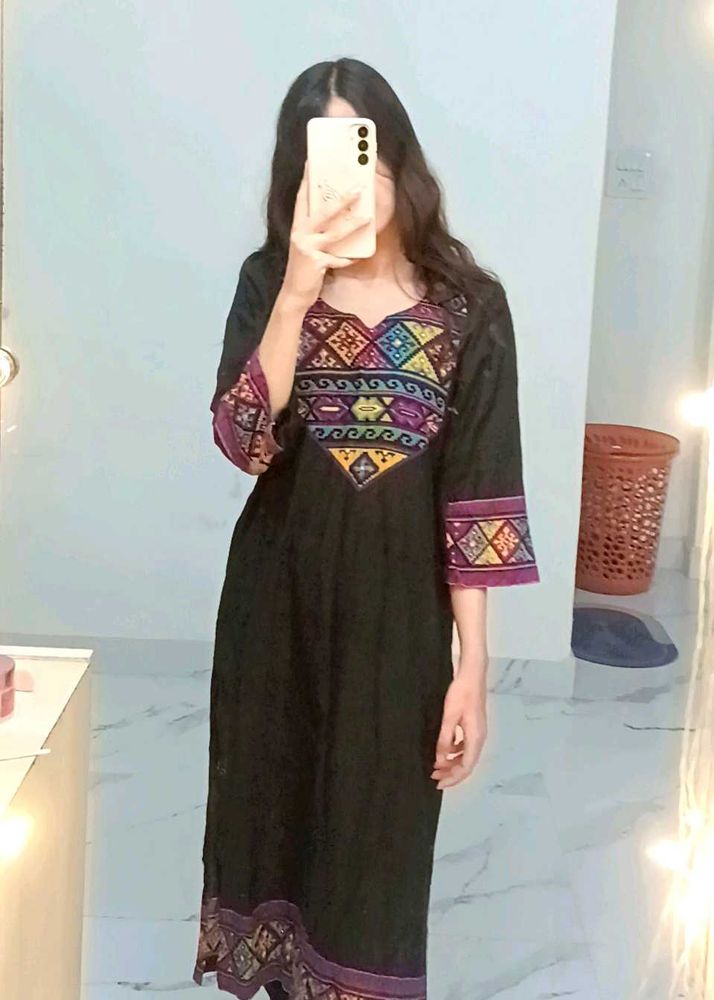 Ethnic Black Kurta With Colorful Paint Design