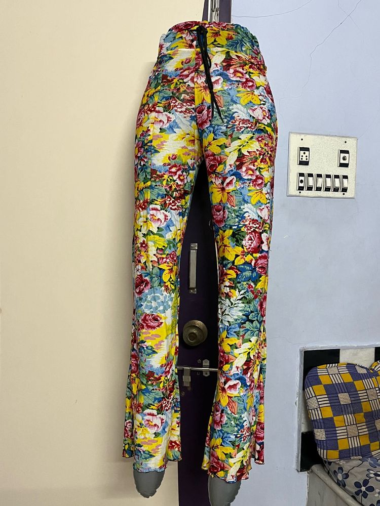 Pintrest Korean Chromatic Flared High Waist Trouse