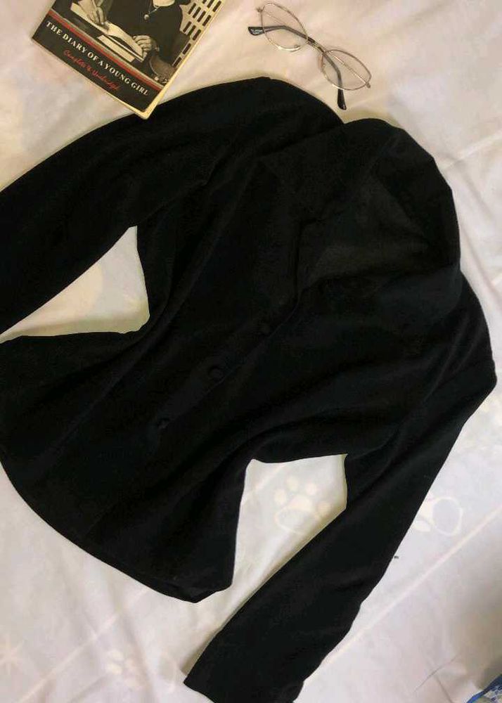 Y2K Black Long Sleeve Collar Top✨