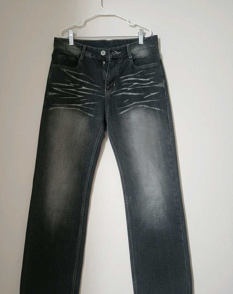 stright fit black jeans 28 size
