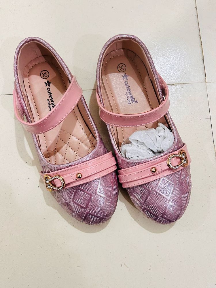 CuteWalk Sparkly Mary Janes