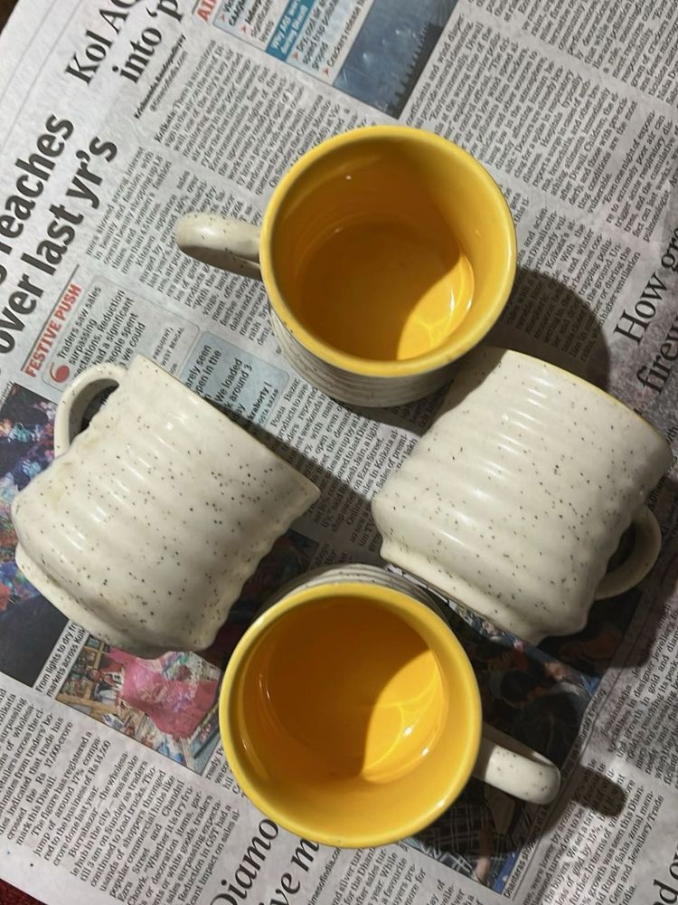 Set of 4 Ceramic Mugs