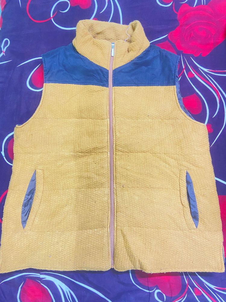 Sleeveless Padded Vest jacket sweater
