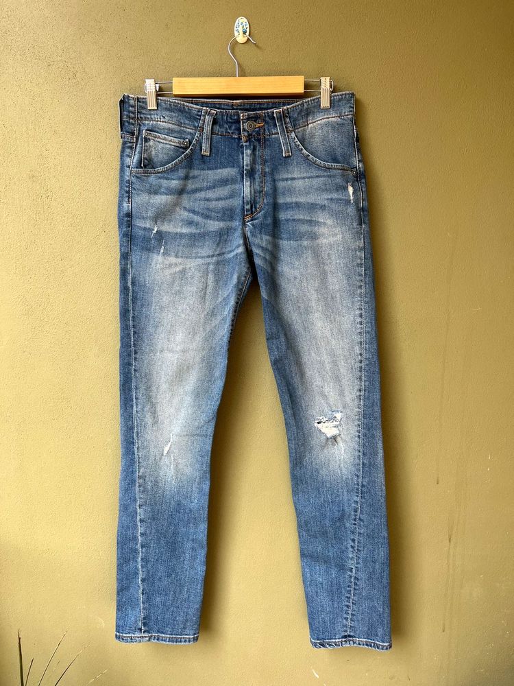 Levis 511 Distressed Jeans