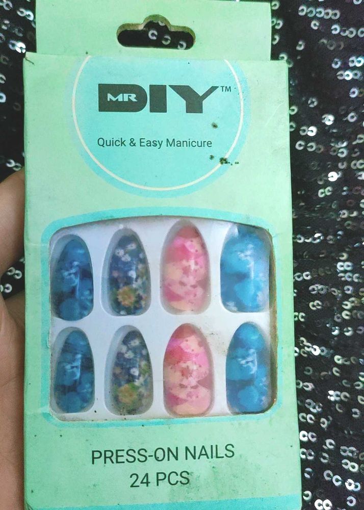 Stick On Reusable Nails