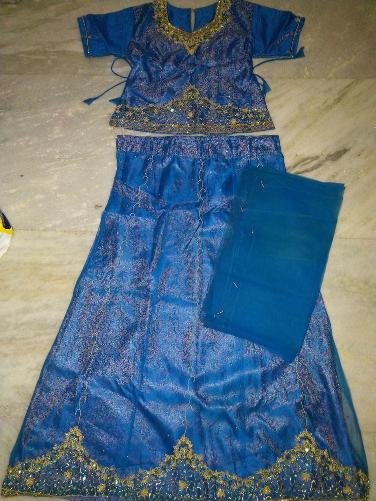 🔥Ghagra Choli with Dupatta - Price Reduced🔥