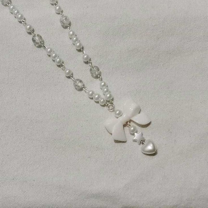 Pearl &amp; Bow Charm Necklace